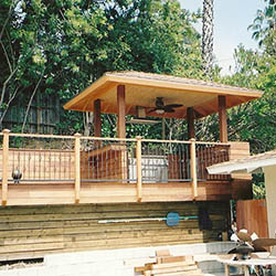 DECK & GAZEBO